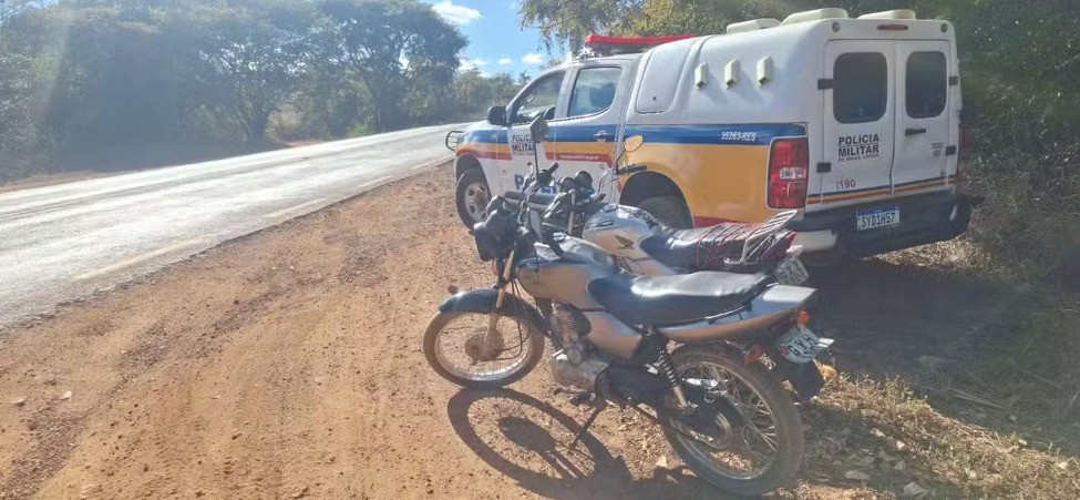 PMRv detém casal de namorados com duas motos clonadas na LMG-629