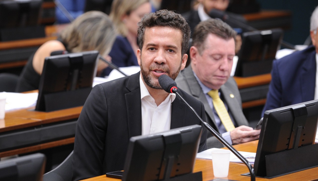 André Janones foi alvo de uma denúncia da Mesa Diretora da Câmara