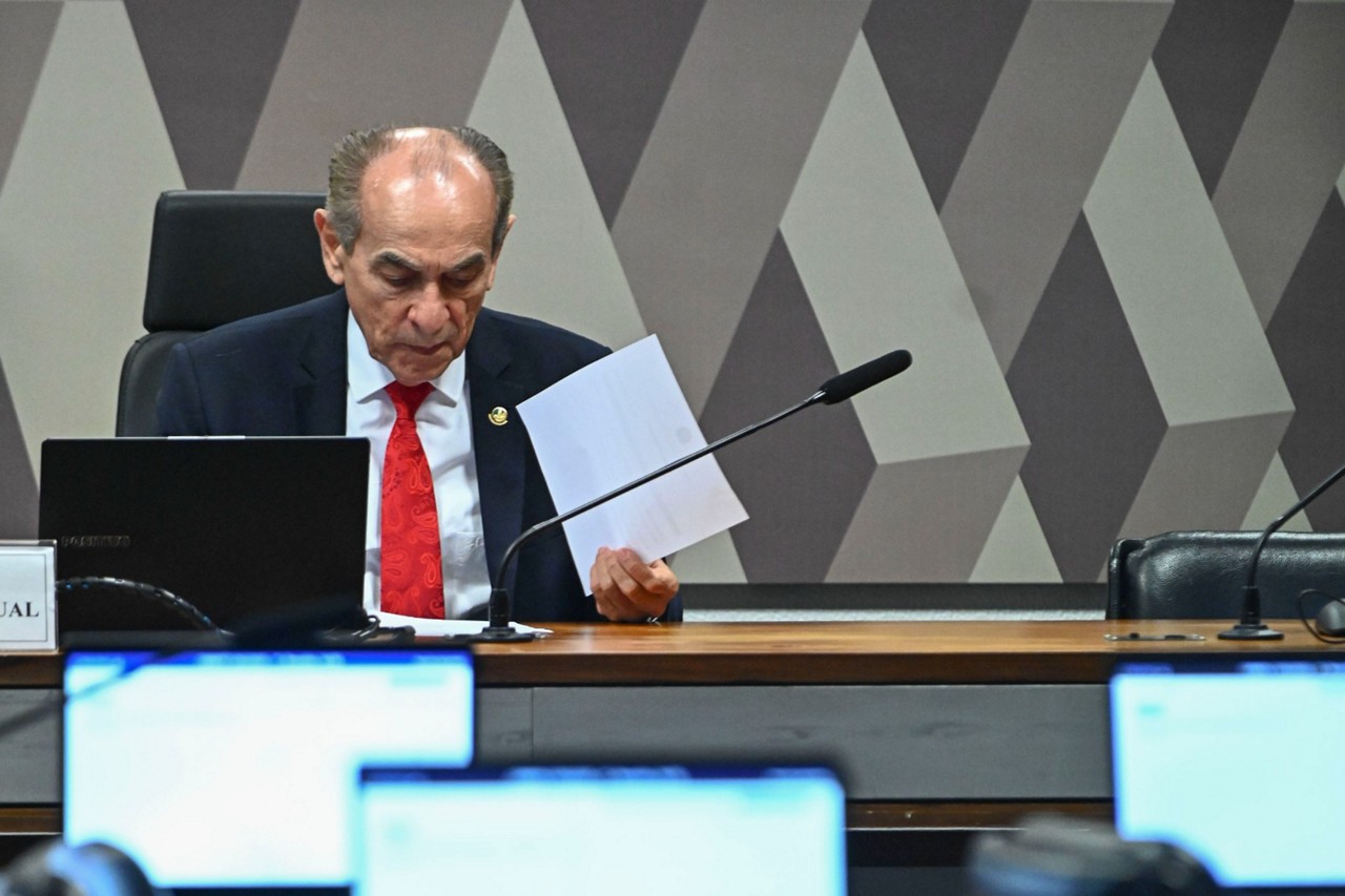 O Marcelo Castro é o relator da PEC do Fim da Reeleição na CCJ do Senado