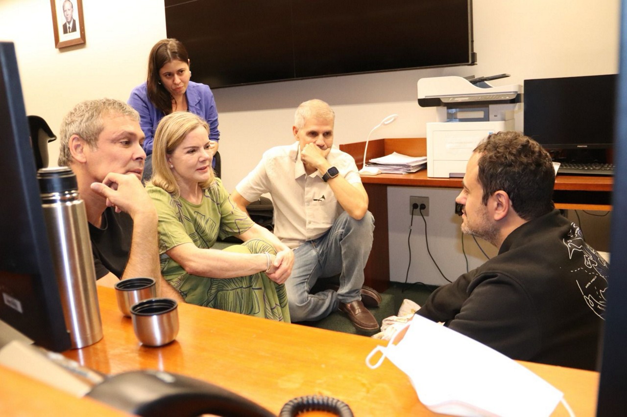 Deputado Glauber Braga recebe visita de Gleisi Hoffmann, Sidônio Palmeira e Lindbergh Farias