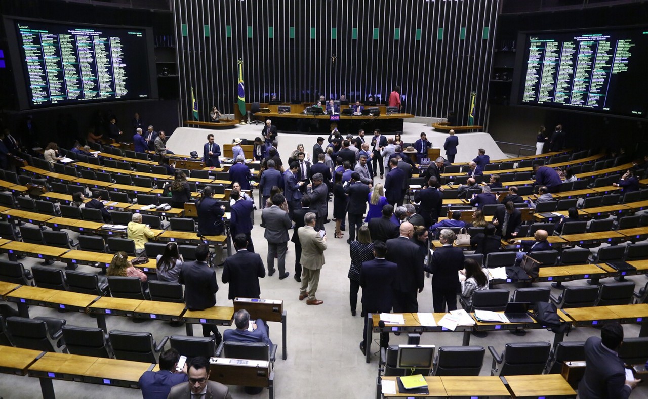 Bancada do Rio de Janeiro liderou movimento pela aprovação do projeto para aumentar número de cadeiras na Câmara dos Deputados