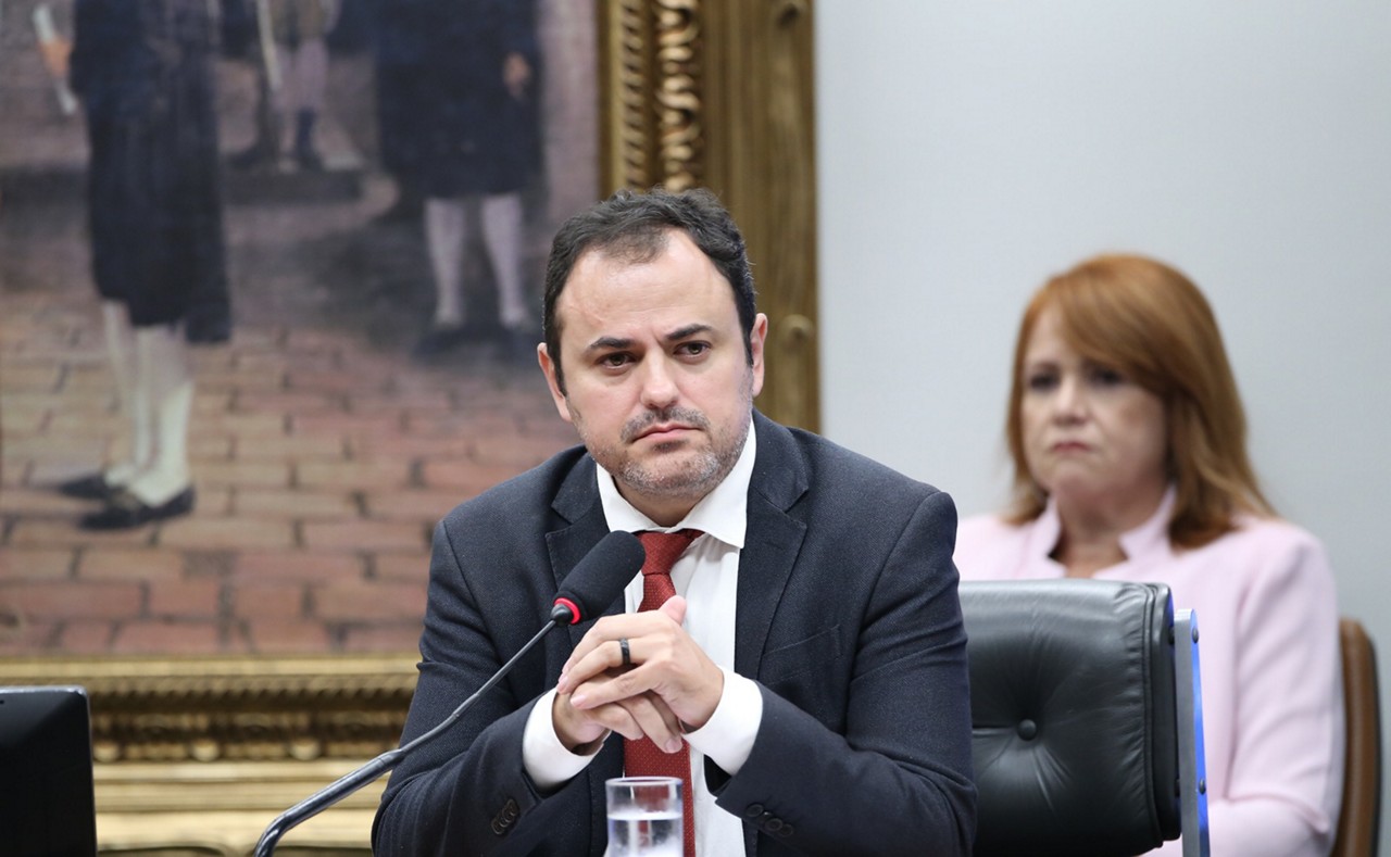 Análise do recurso apresentado pelo deputado Glauber Braga (PSOL-RJ) contra cassação será retomada na sessão de terça-feira (29) do Conselho de Ética da Câmara