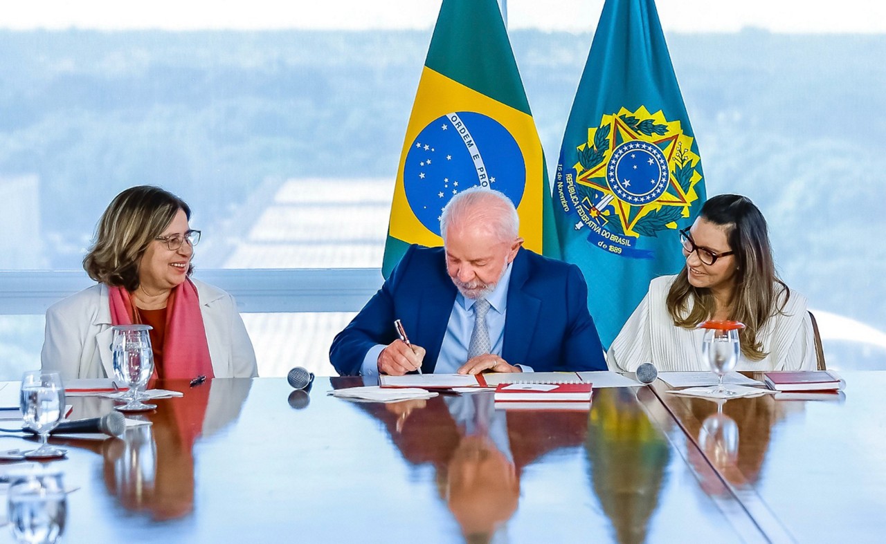 Demitida do Ministério das Mulheres, Cida Gonçalves foi substituída por Márcia Lopes, ministra de Dilma Rousseff em 2010