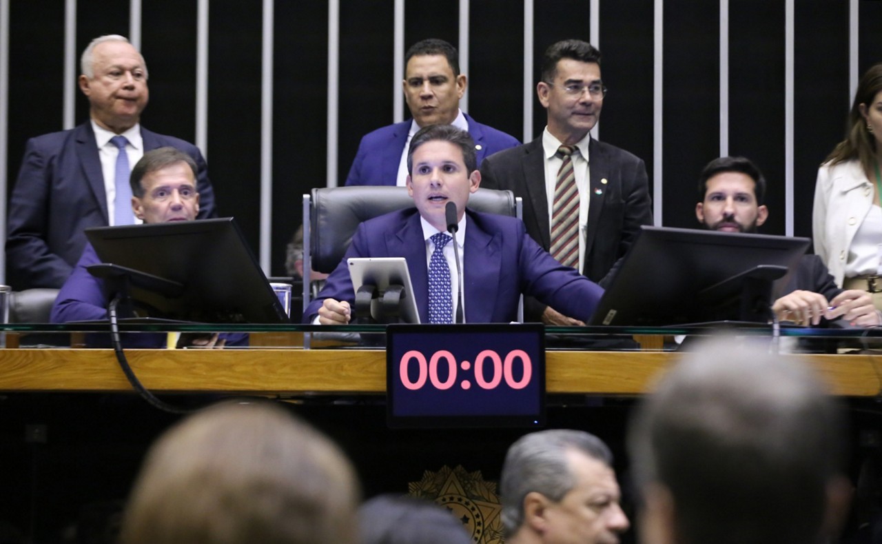 Jantar foi marcado pelo presidente da Câmara dos Deputados, Hugo Motta (Republicanos-PB)