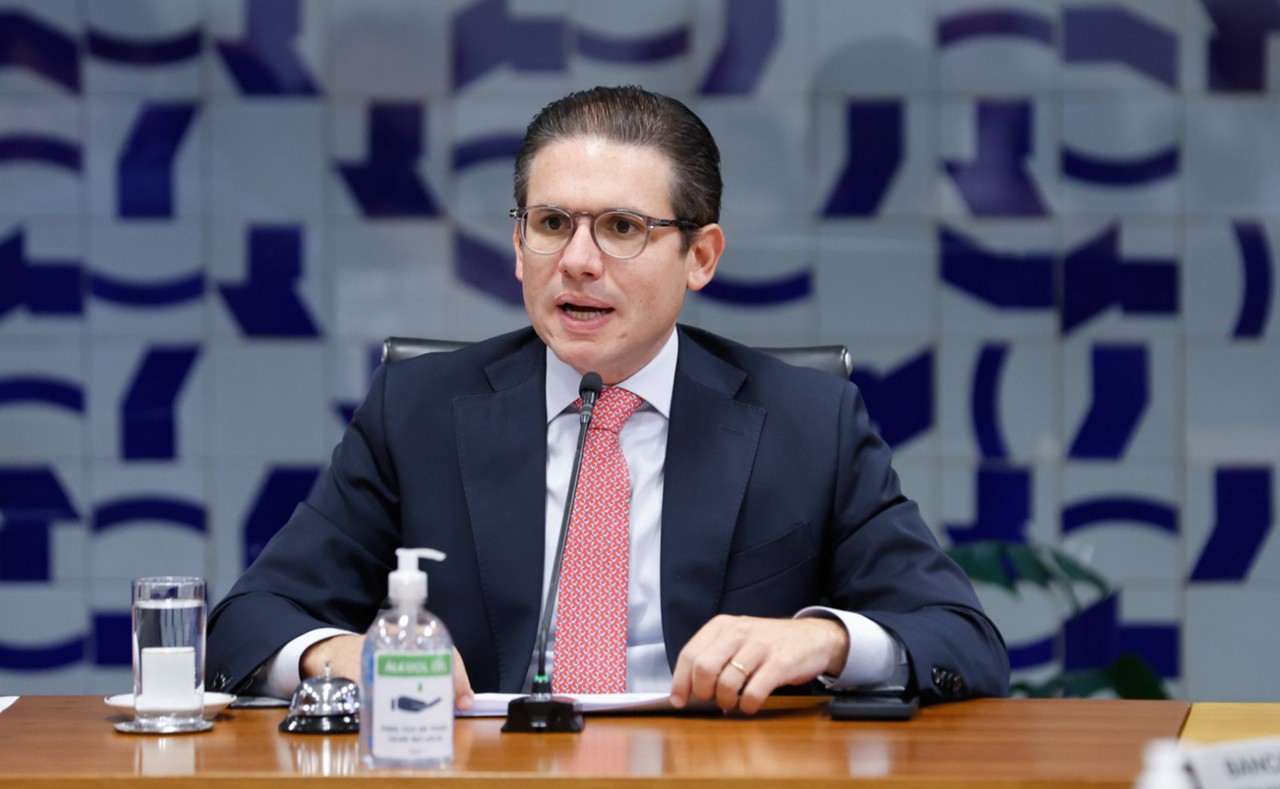 O presidente da Câmara, Hugo Motta (Republicanos-PB), ainda precisa definir um relator para o projeto de lei que acaba com os descontos associativos