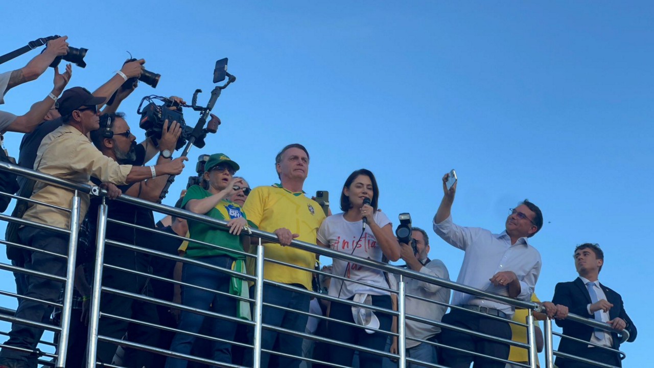 Aliados do ex-presidente Jair Bolsonaro insistem na aprovação do PL da Anistia no Congresso Nacional, mas proposta segue travada na Câmara dos Deputados