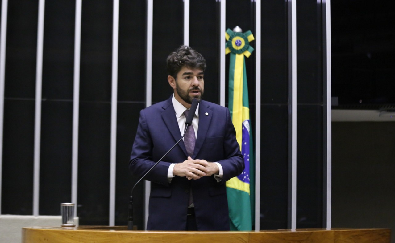 Relator da proposta, deputado Zé Vitor (PL-MG), rejeita críticas de que a Lei Geral do Licenciamento afrouxa as regras de concessão de licenças ambientais e crê em apoio do governo ao projeto