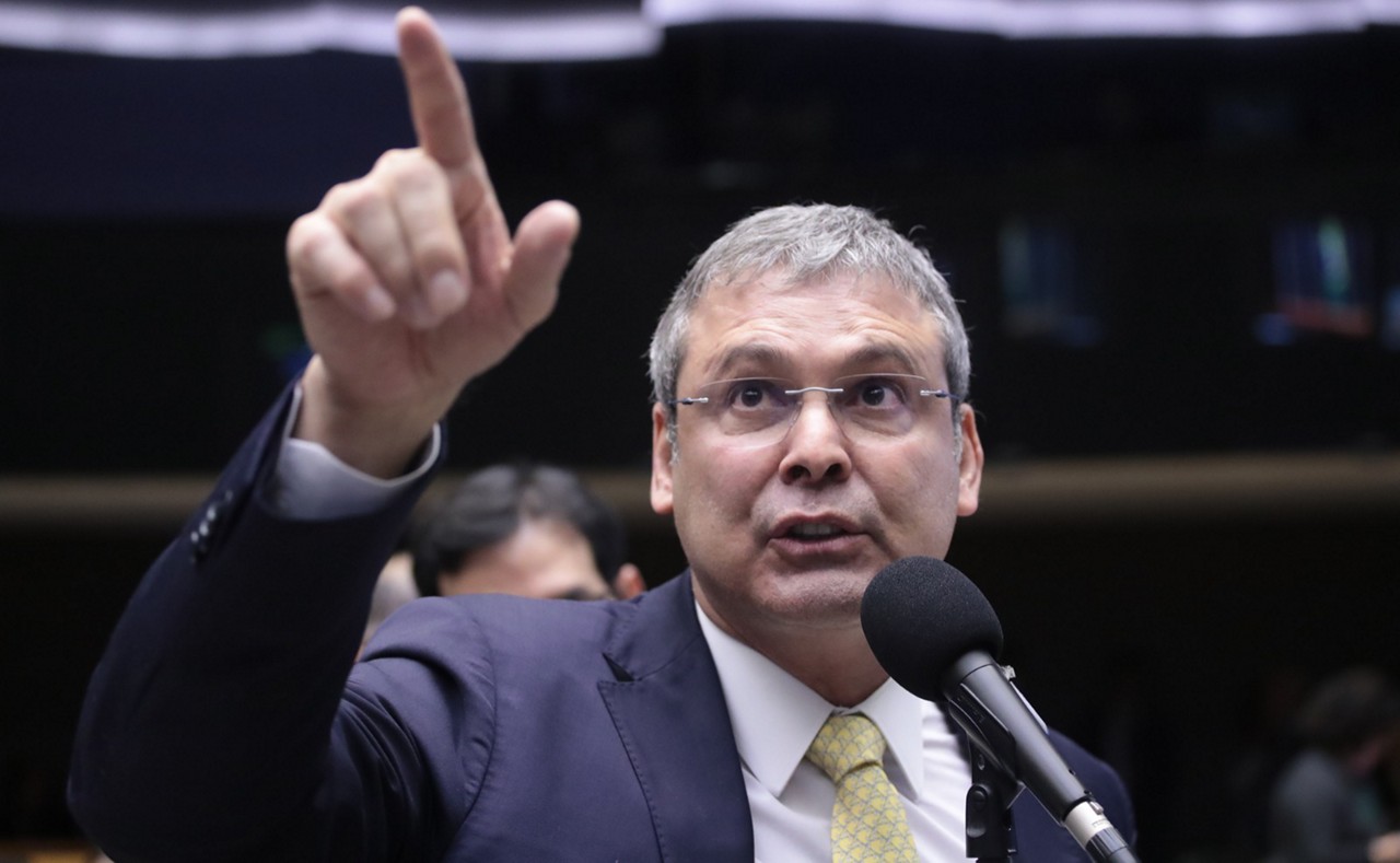 Lindbergh Farias (PT-RJ) afirmou que pedirá a Hugo Motta, presidente da Câmara, a responsabilização dos deputados que impediram o início da sessão nesta terça-feira (5/8)