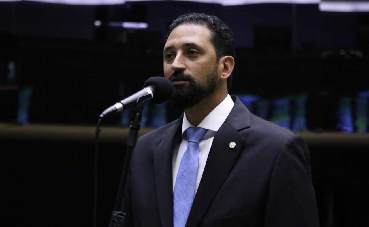 Deputado Maurício do Vôlei (PL-MG) cobrou estratégia mais efetiva da oposição para votação de pautas importantes para a direita no Congresso Nacional