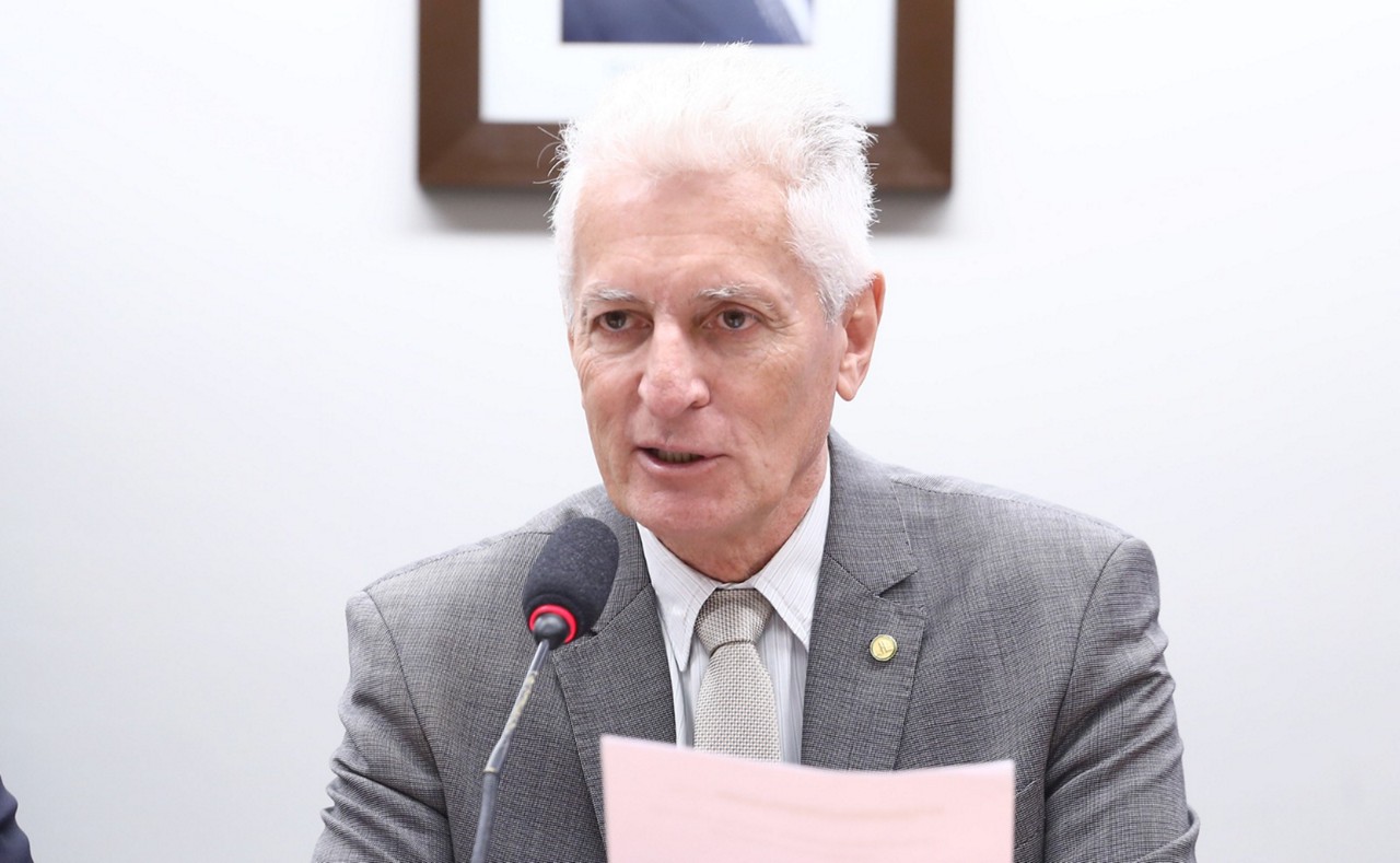 Bancada do PT na Câmara dos Deputados optou por Rogério Correia (MG) e Dandara (MG) para duas das quatro comissões que o partido presidirá em 2025