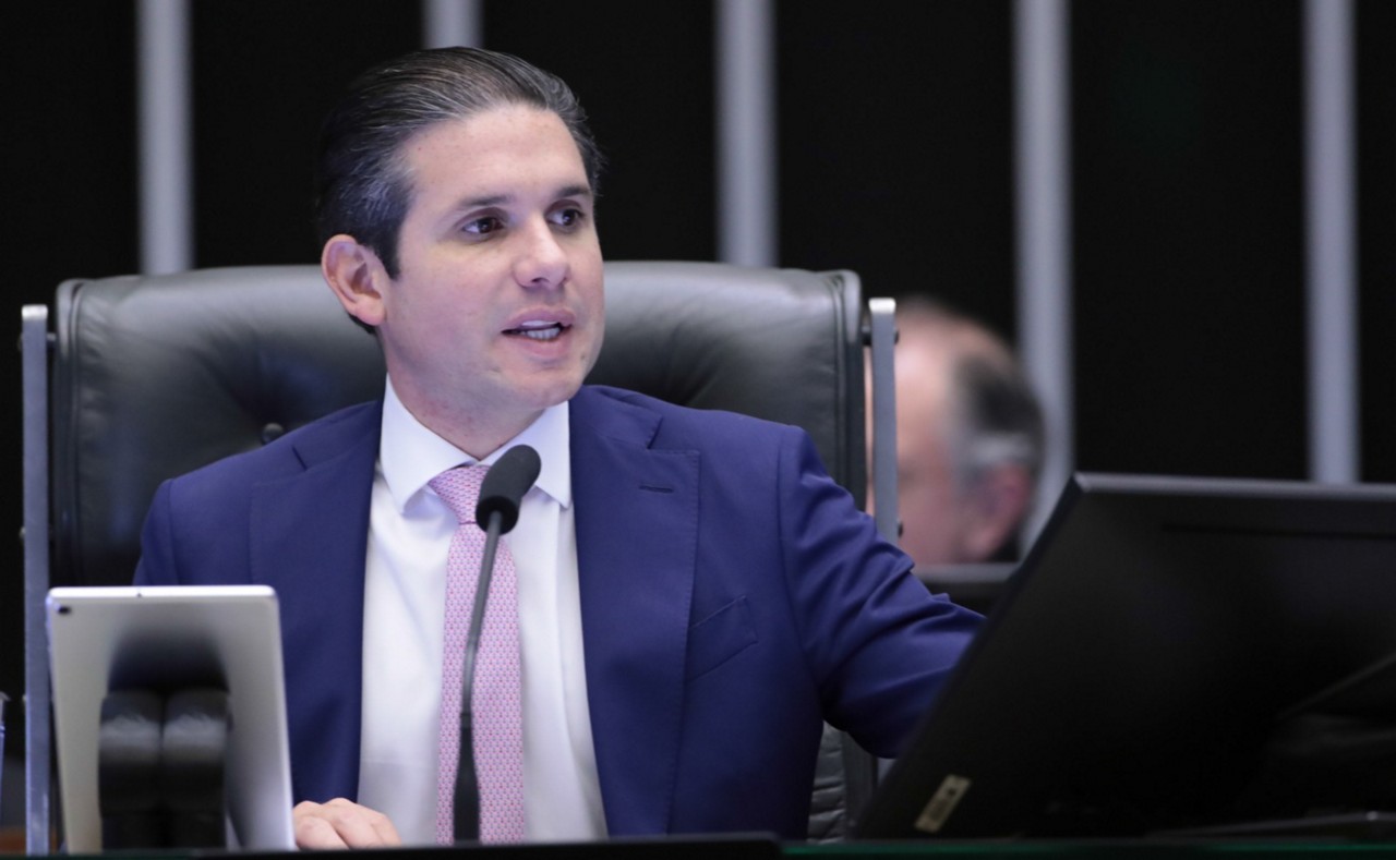 O presidente da Câmara, Hugo Motta (Republicanos-PB), rejeitou a possibilidade de acelerar a votação do PL da Anistia