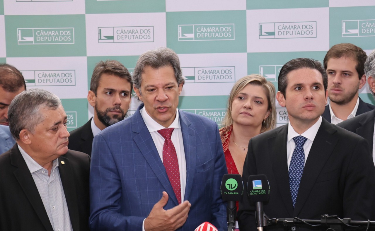 Fernando Haddad foi à Câmara para encontro com Hugo Motta e líderes partidários