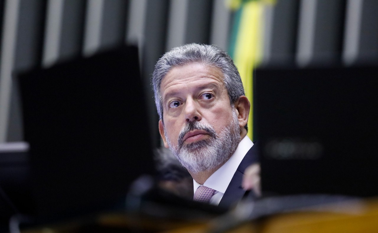 Presidente da Câmara dos Deputados, Arthur Lira (PP-AL), incluiu as urgências do PL e do PLP do corte de gastos na pauta da sessão desta quarta-feira (4)
