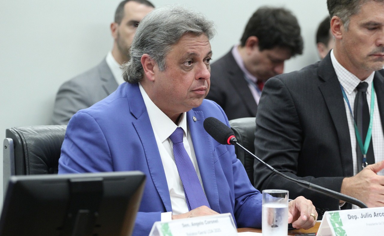 Presidente da CMO, deputado Júlio Arcoverde (PP-PI), indicou que o ministro Flávio Dino se posicionará sobre as emendas na sexta-feira (29)