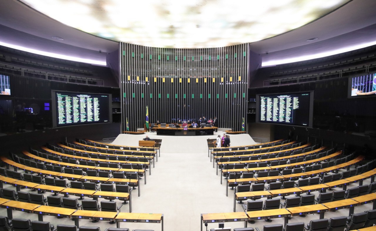 Julgamento do STF implicará na mudança da composição da Câmara dos Deputados; sete parlamentares devem perder mandato