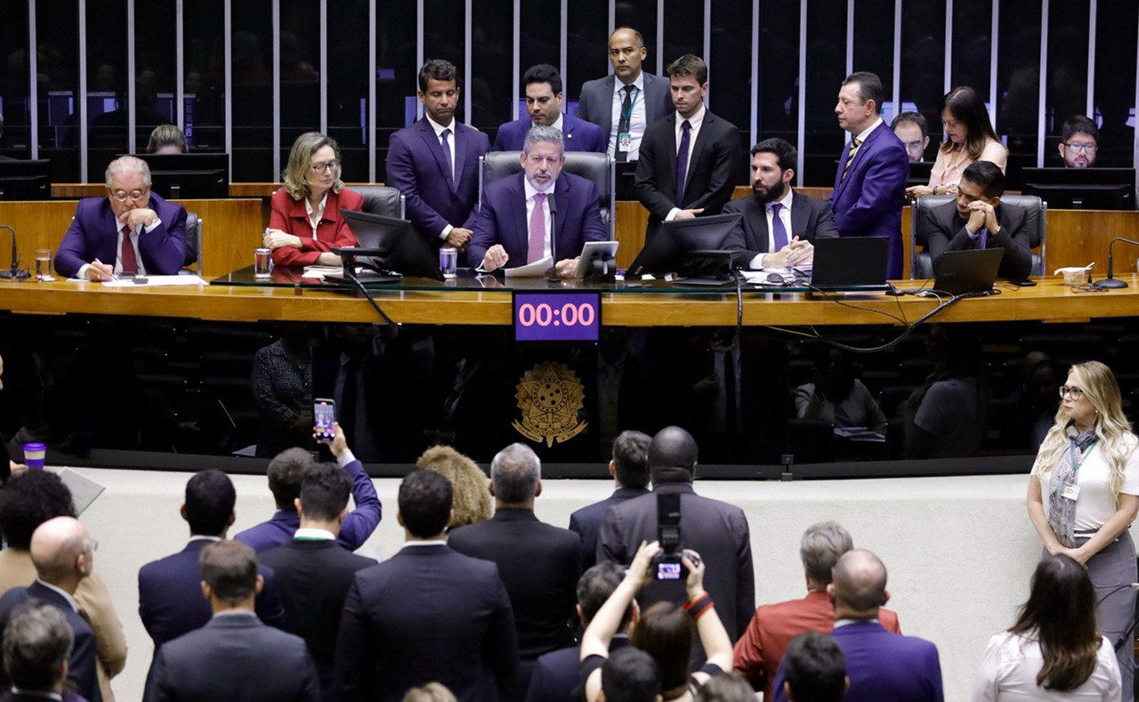 Presidente da Câmara dos Deputados, Arthur Lira (PP-AL), afirmou que a PEC do pacote de corte de gastos irá tramitar em regime 'especialíssimo'