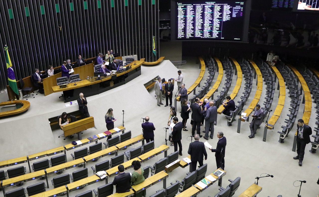 Oposição manteve posição de obstrução na votação; movimento acontece desde o início da semana pelo impeachment do ministro Alexandre de Moraes