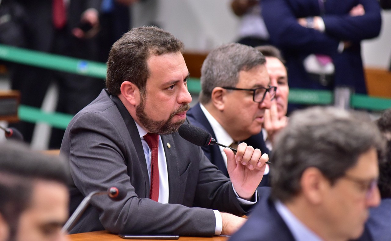 Deputado recorreu à Justiça contra publicação feita por Nikolas Ferreira (PL-MG)