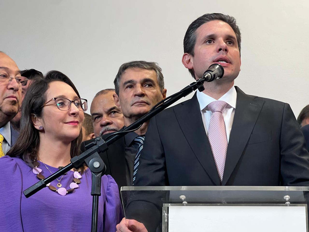 Três partidos indicaram apoio ao líder Hugo Motta (Republicanos-PB), candidato à presidência da Câmara dos Deputados
