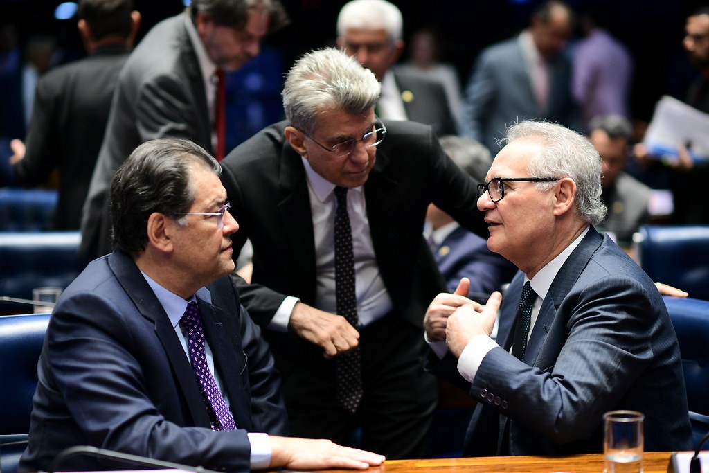 Polícia Federal (PF) indiciou senadores Eduardo Braga (à esquerda) e Renan Calheiros (à direita), do MDB, e ex-senador Romero Jucá (ao centro), também filiado à sigla