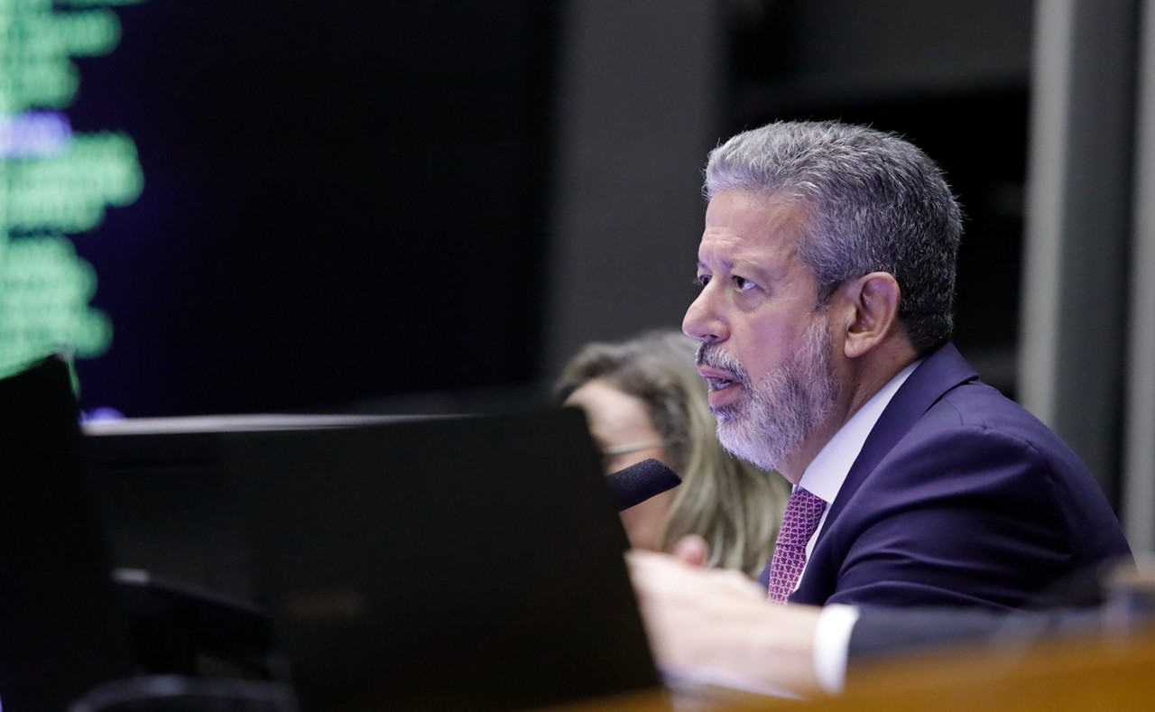 Texto votado na Câmara dos Deputados nesta terça-feira (10) volta ao Senado Federal para análise das mudanças feitas pelo relator, deputado Doutor Luizinho (PP-RJ)