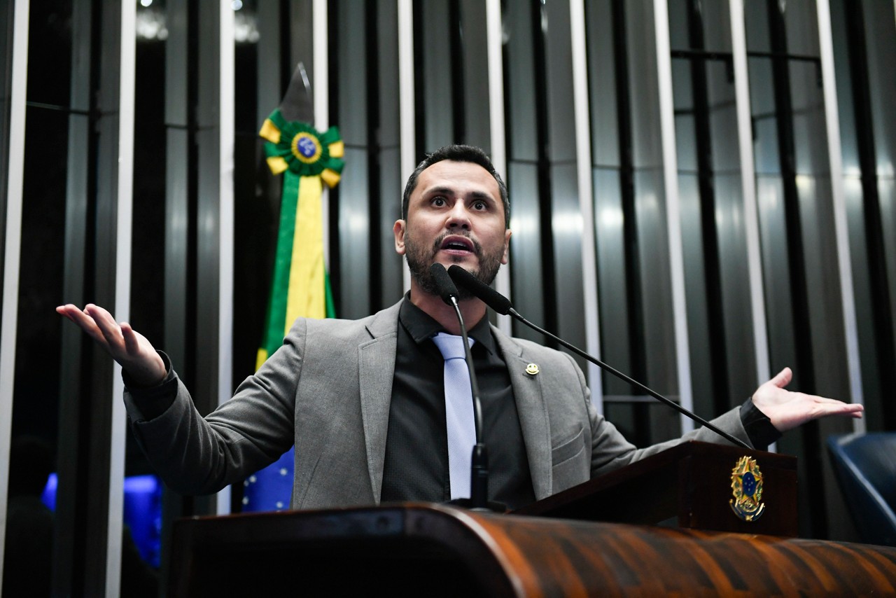 Cleitinho Azevedo (Republicanos-MG) discursa na tribuna do Senado