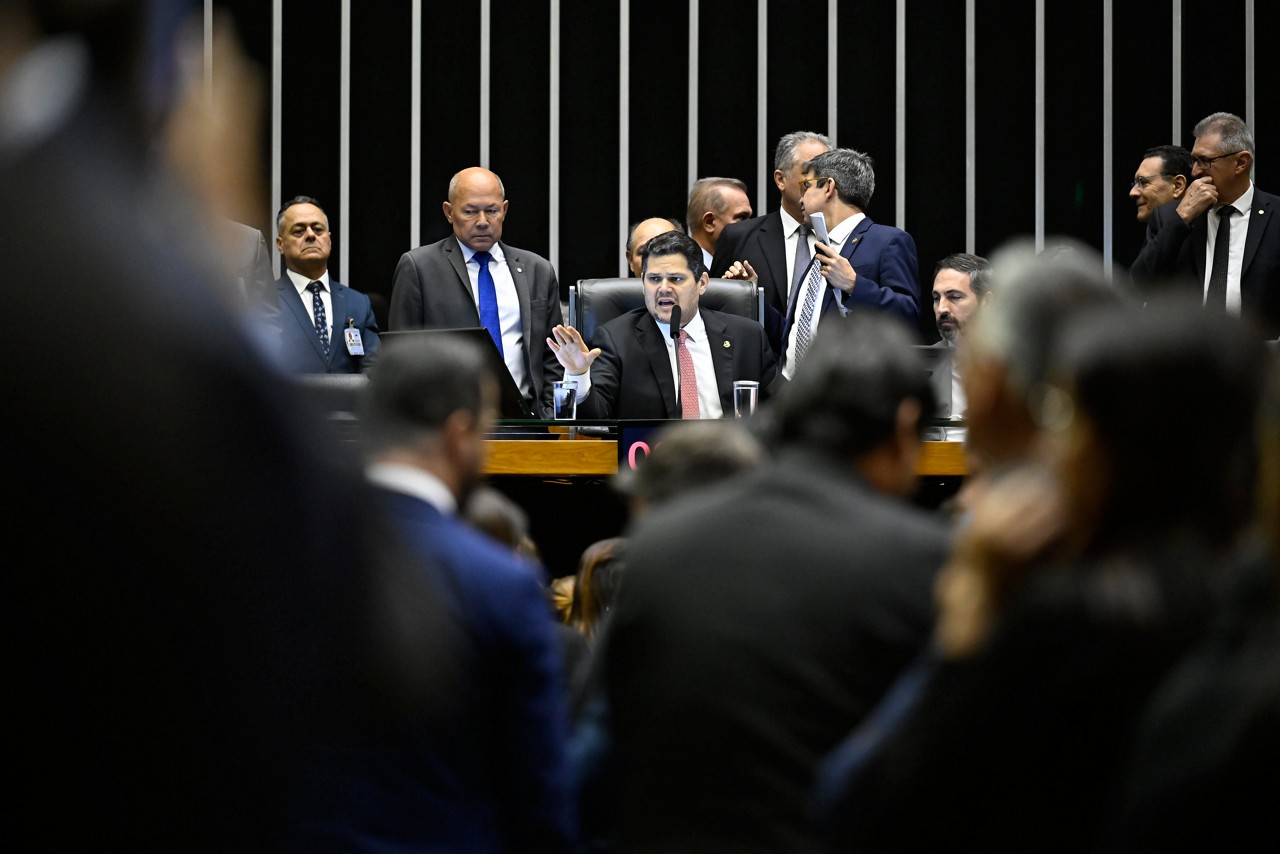 O requerimento de criação da CPMI do INSS foi lido por Davi Alcolumbre em sessão do Congresso Nacional