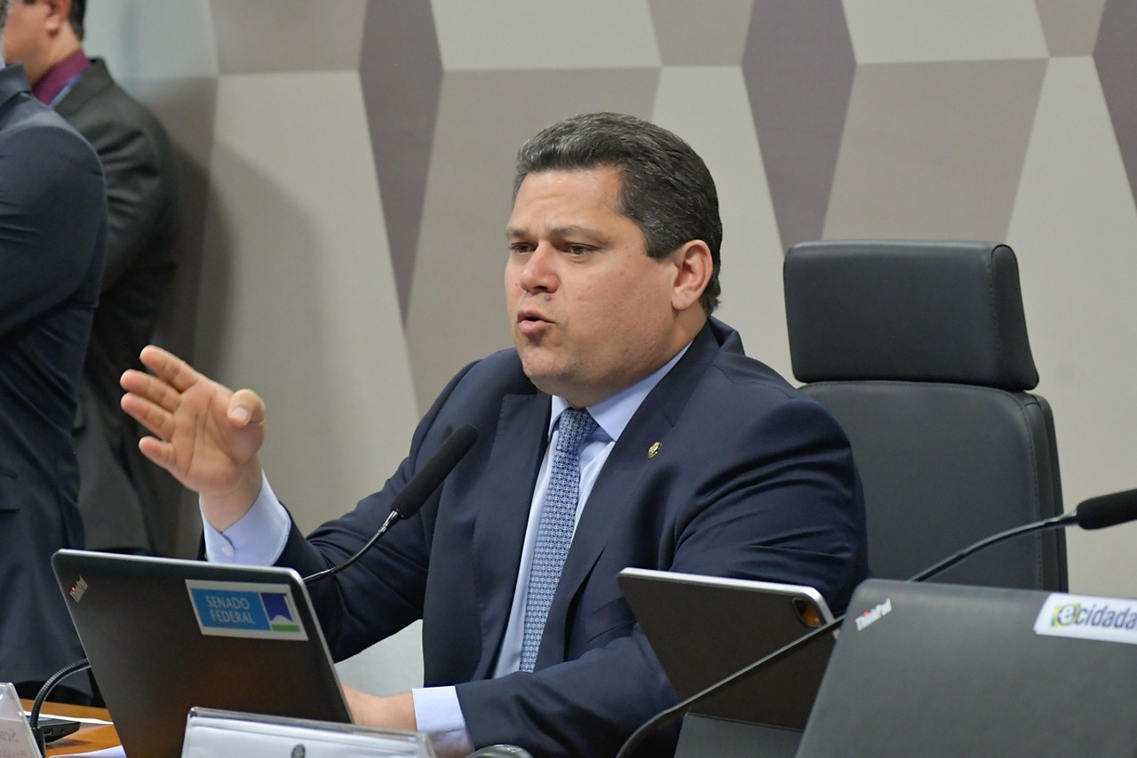 Braço direito do presidente do Congresso Nacional, Rodrigo Pacheco (PSD-MG), o senador Davi Alcolumbre (União-AP) é relator do Propag no Senado