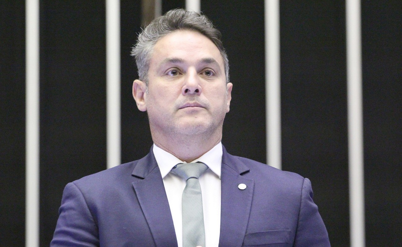 Zucco assumirá como líder da oposição no lugar de Filipe Barros