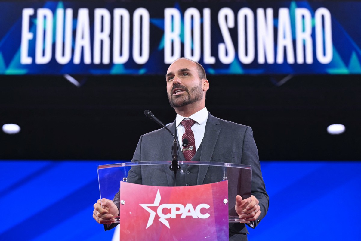 Nesta quarta-feira, Eduardo Bolsonaro falou que "tem valido a pena"