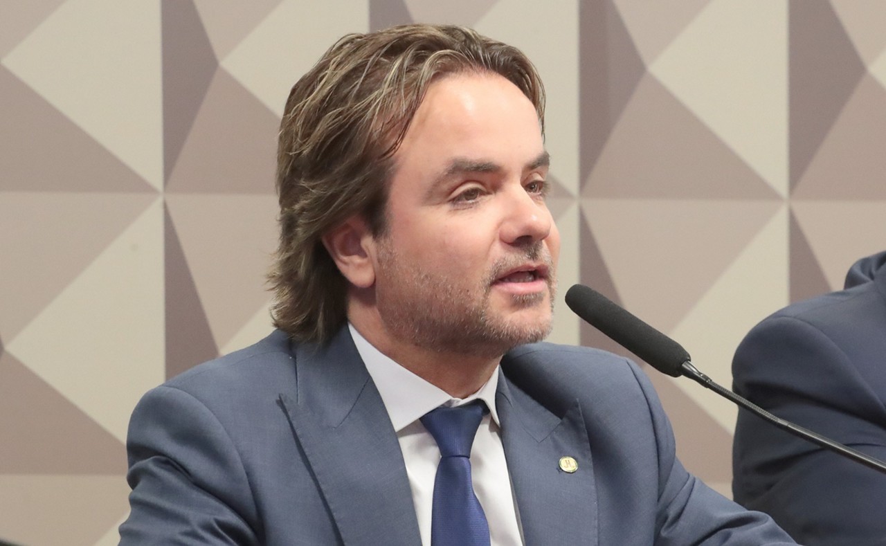 O deputado Eros Biondini integra a bancada católica do Congresso Nacional