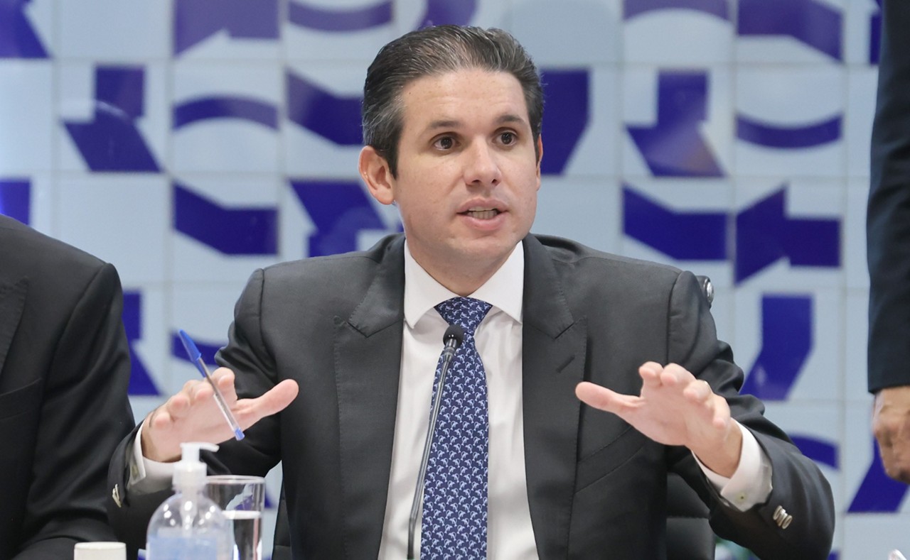 Hugo Motta informou que deve se reunir com o deputado Afonso Motta ainda nesta quinta-feira (13)