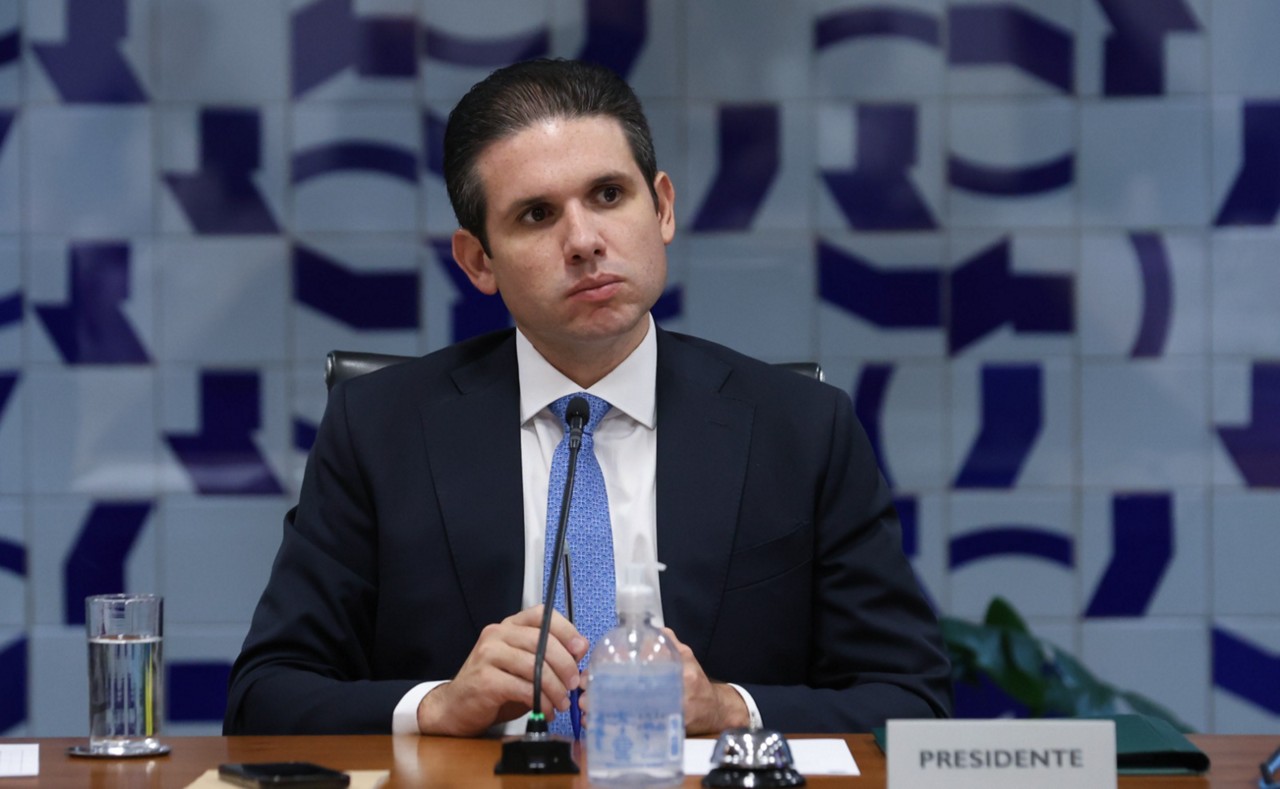 Hugo Motta afirmou que a Câmara tem sido 'responsável' com medidas econômicas propostas pelo governo