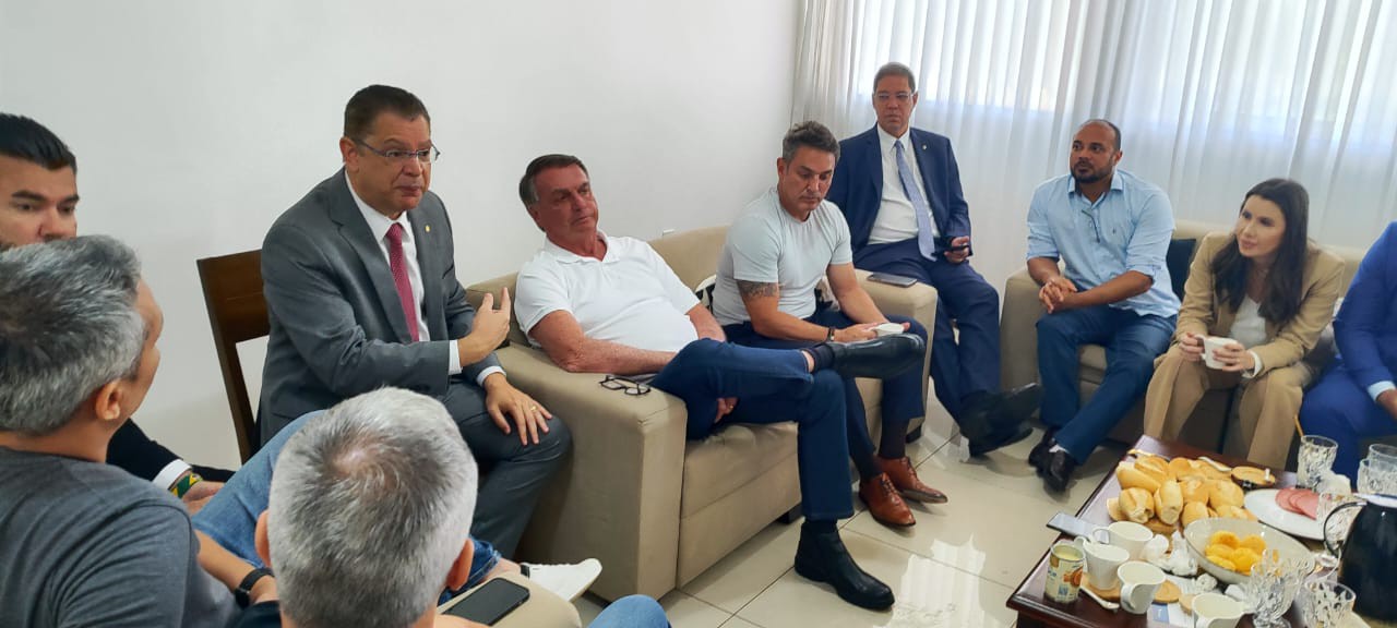 A reunião de Jair Bolsonaro com parlamentares da oposição foi na casa do deputado Zucco