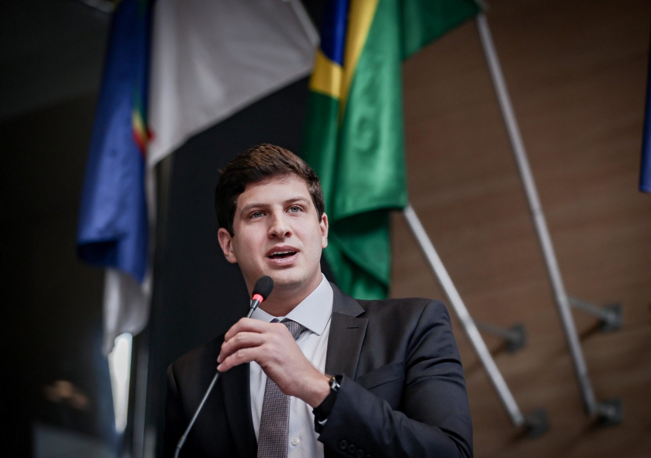 A cúpula do PSB não esconde o desejo de ter João Campos como um nome na disputa presidencial