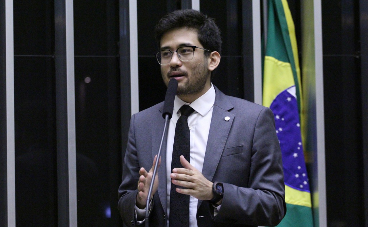 O deputado Kim Kataguiri afirmou que Lula e os ministros da Educação e da Fazenda cometeram crime de responsabilidade com o Pé-de-Meia