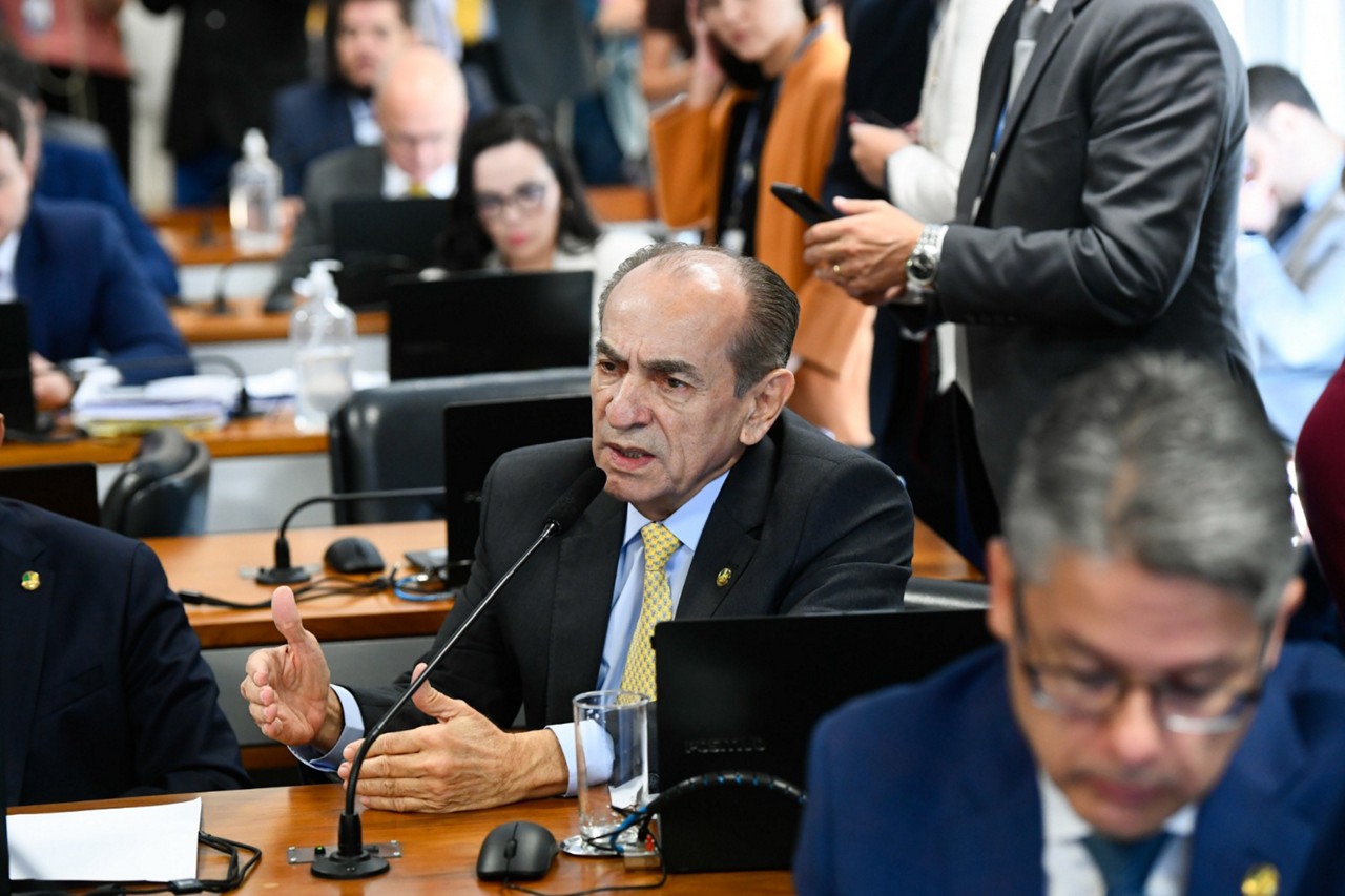 O relatório de Marcelo Castro unifica aproximadamente 900 artigos das atuais leis eleitorais