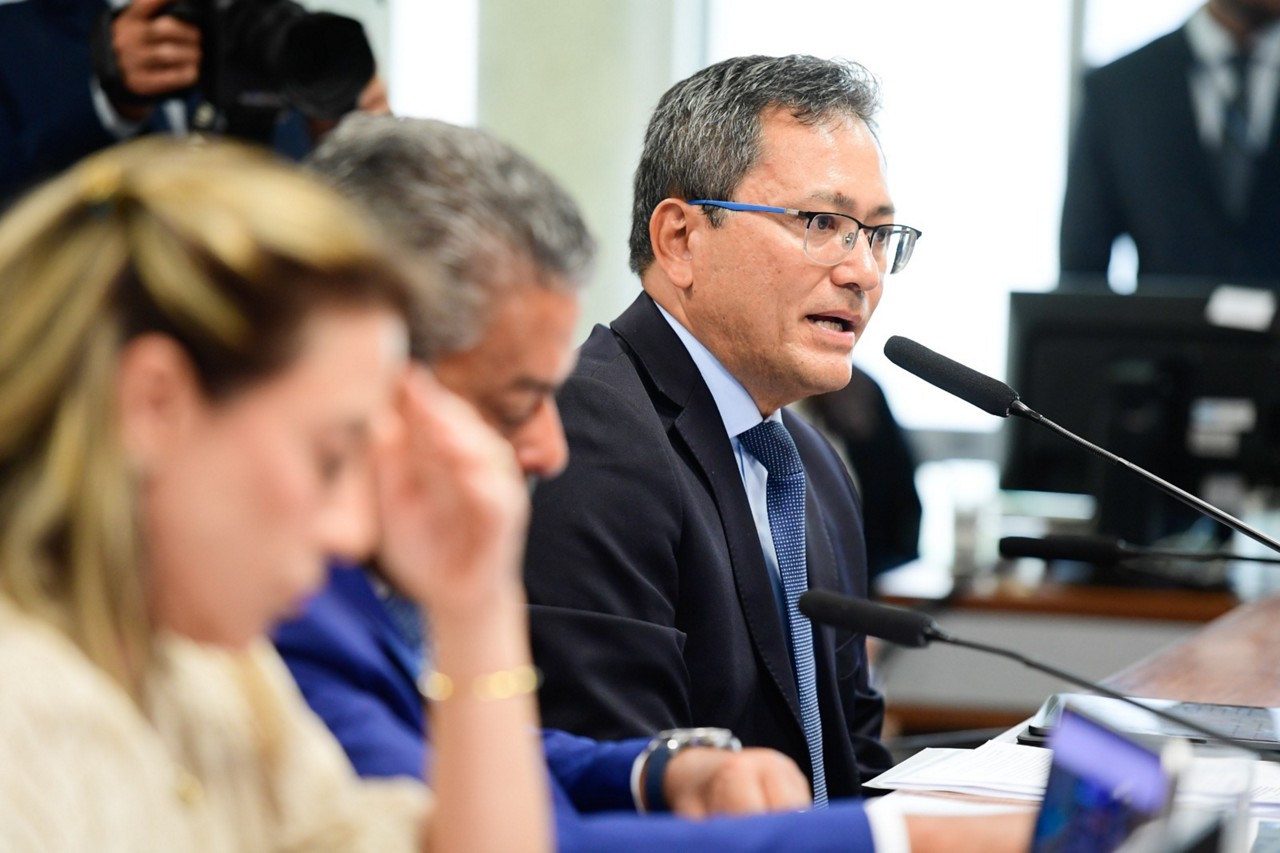 Robinson Barreirinhas falou sobre a situação de empresas de apostas na Receita Federal à CPI das Bets do Senado