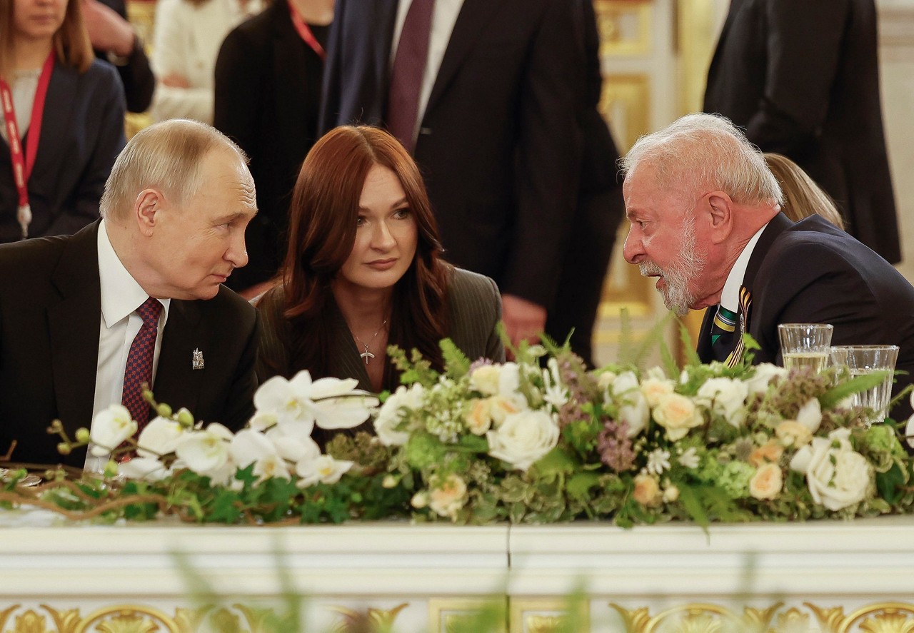 A convite de Putin, Lula foi à Rússia com outros 28 chefes de Estado entre autocratas e apoiadores de Putin