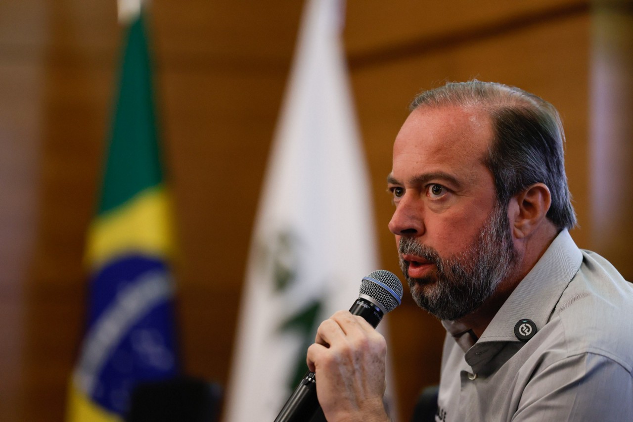 Ministro Alexandre Silveira (Minas e Energia) interrompeu as férias e criou sala de situação para acompanhar falta de energia em SP
