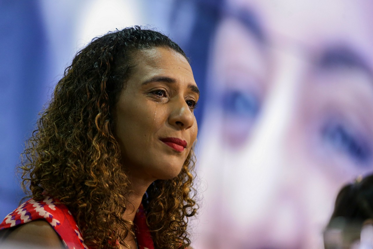 A ministra da Igualdade Racial, Anielle Franco, durante cerimônia de lançamento do selo postal em homenagem a Marielle Franco, na sede dos Correios, em Brasília
