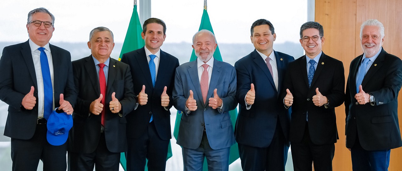 Após reunião de Lula com presidentes do Congresso, Padilha disse que governo enviará lista de projetos prioritários na semana que vem