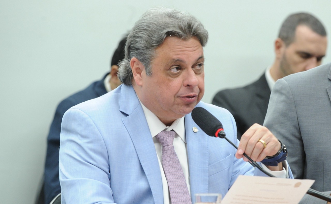 Pedido feito pelo governo será analisado pela Comissão Mista de Orçamento (CMO), presidida pelo deputado Júlio Arcoverde (PP-PI)