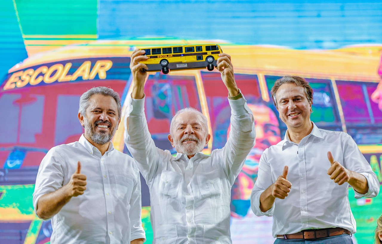 Presidente Lula teve agenda oficial nesta sexta-feira no Ceará e aproveita para participar de ato de campanha do candidato do PT à Prefeitura de Fortaleza