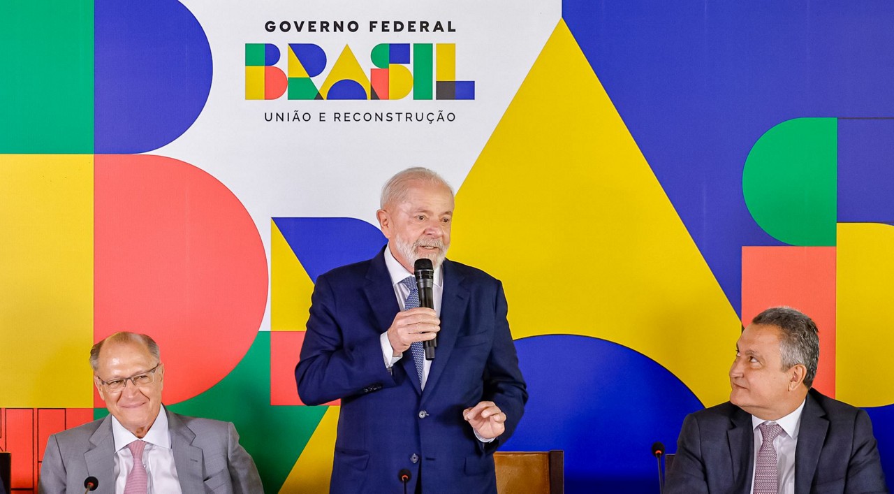 Lula reúne ministros para debater medidas contra a alta dos preços dos alimentos