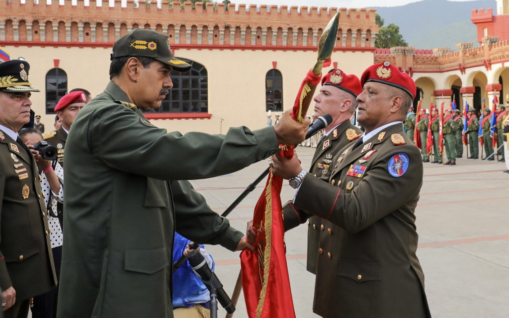 Nicolás Maduro durante cerimônia militar em Caracas, na Venezuela