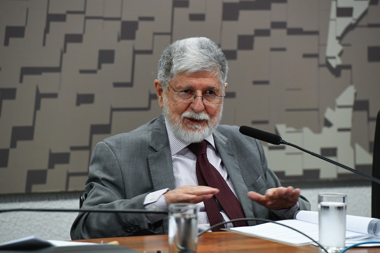 Celso Amorim minimizou ameaça de Trump contra países que se alinharem ao Brics