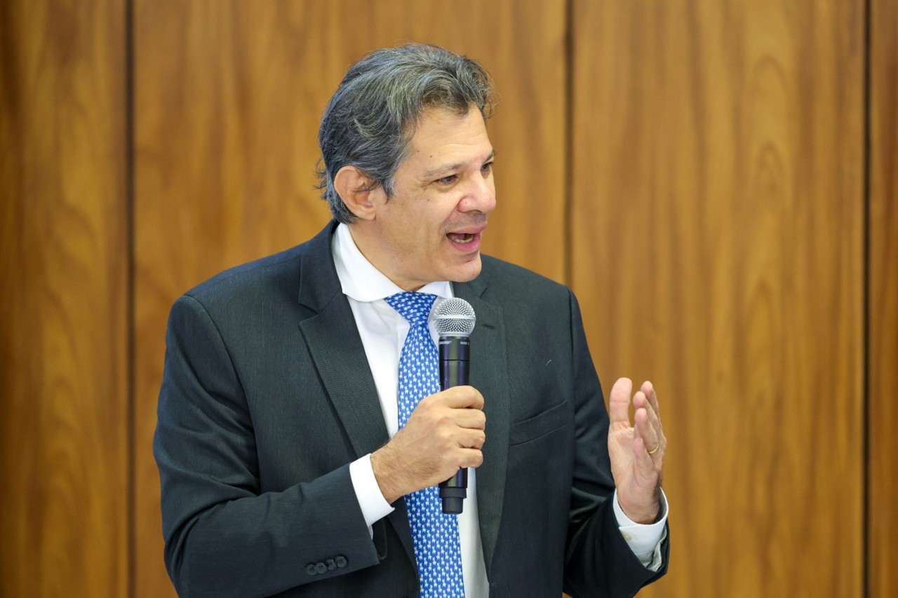 Fernando Haddad propôs medidas para aumentar a arrecadação, mas sem anular completamente o decreto de alta do IOF