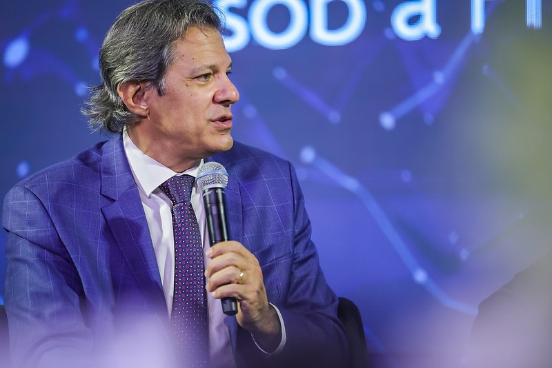 Fernando Haddad vê 'apreensão' do mundo com vitória de Donald Trump nas eleições americanas, mas espera menor radicalismo