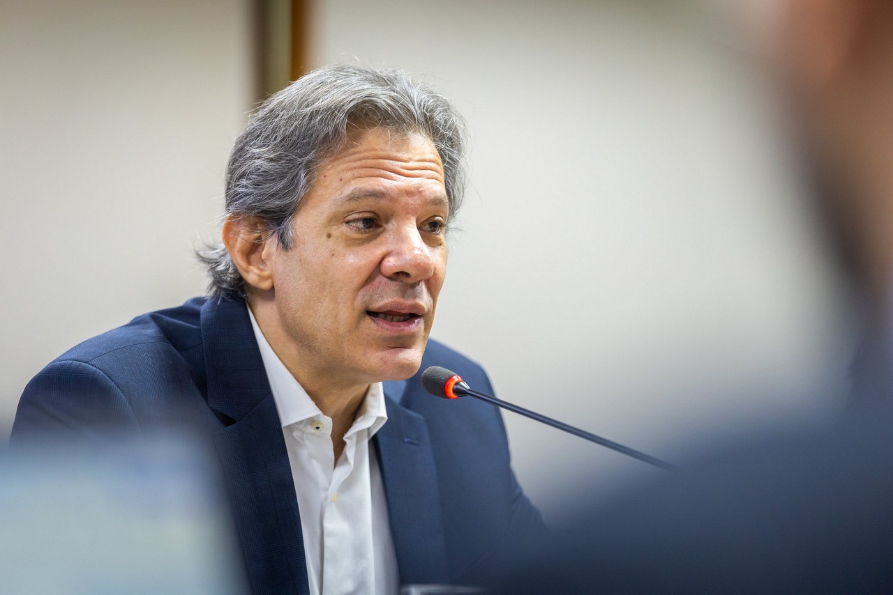 Haddad diz que governo vai acionar a Justiça contra quem propaga fake news ou aplica golpes com base em desinformação sobre o Pix